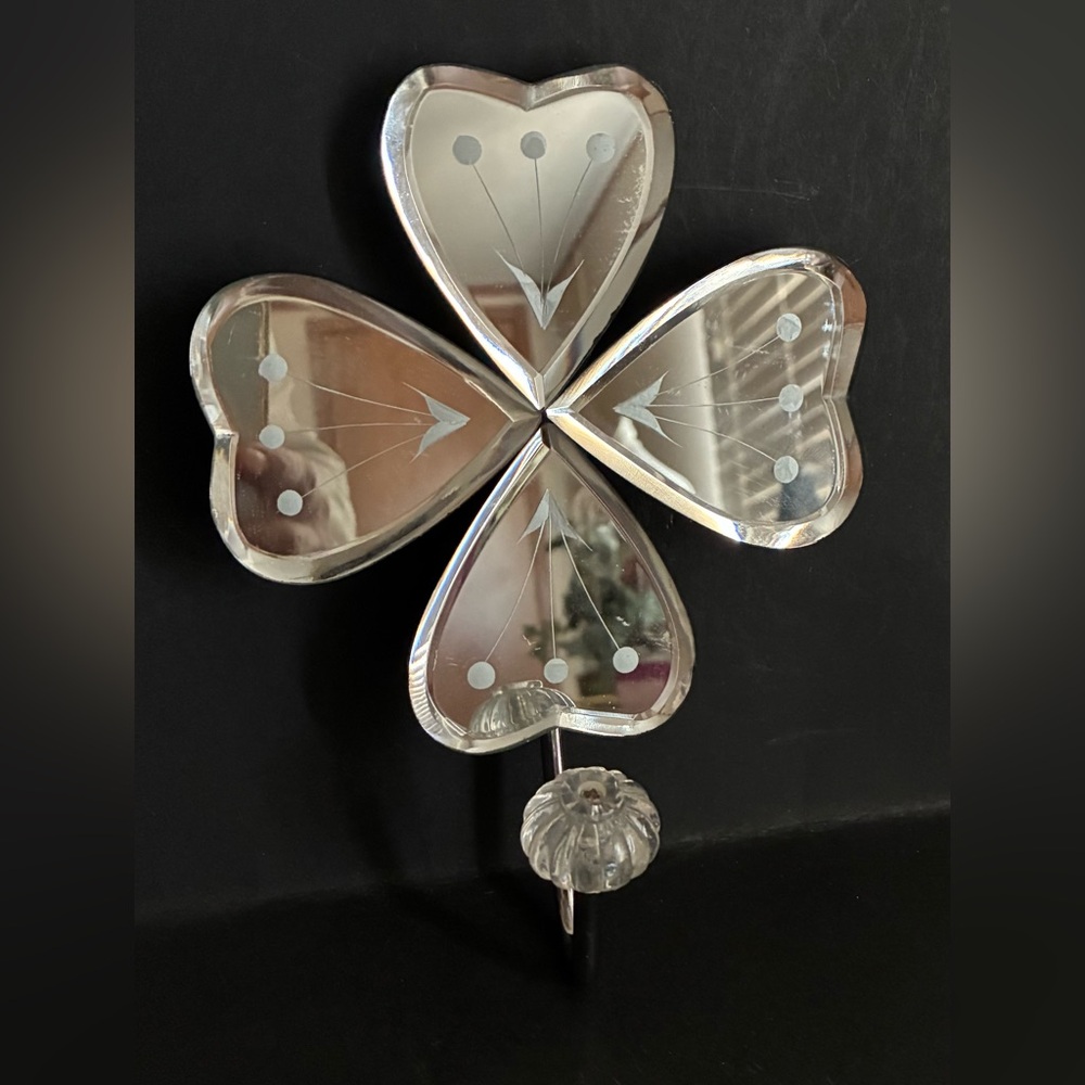 Silver Heart Petal Wall Hook/Mirror Decor - Reflective Floral Accent